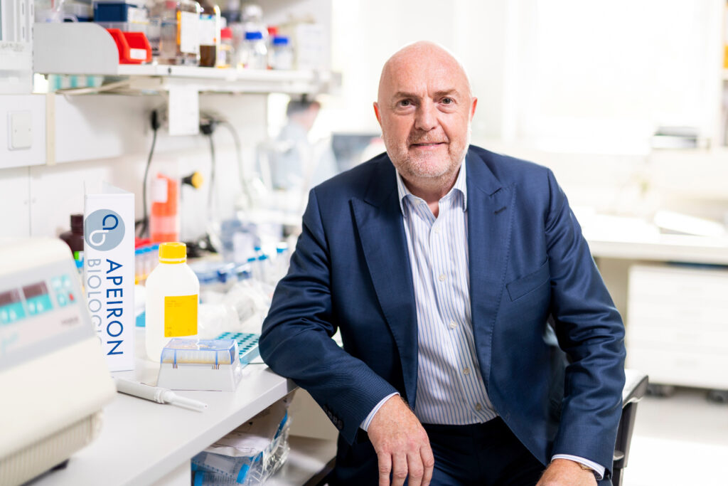 Peter Llewellyn-Davies, Vorstandsvorsitzender Apeiron Biologics AG