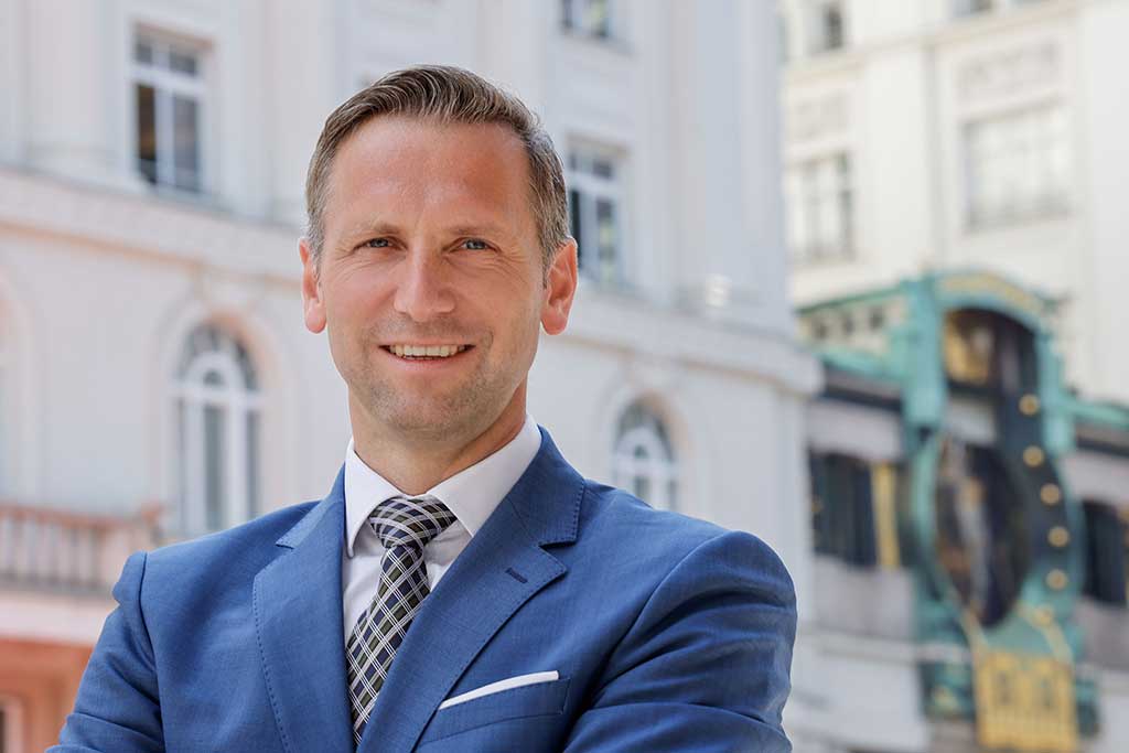 Andreas Gruber ist neuer Vorstand bei Helvetia Versicherungen Österreich