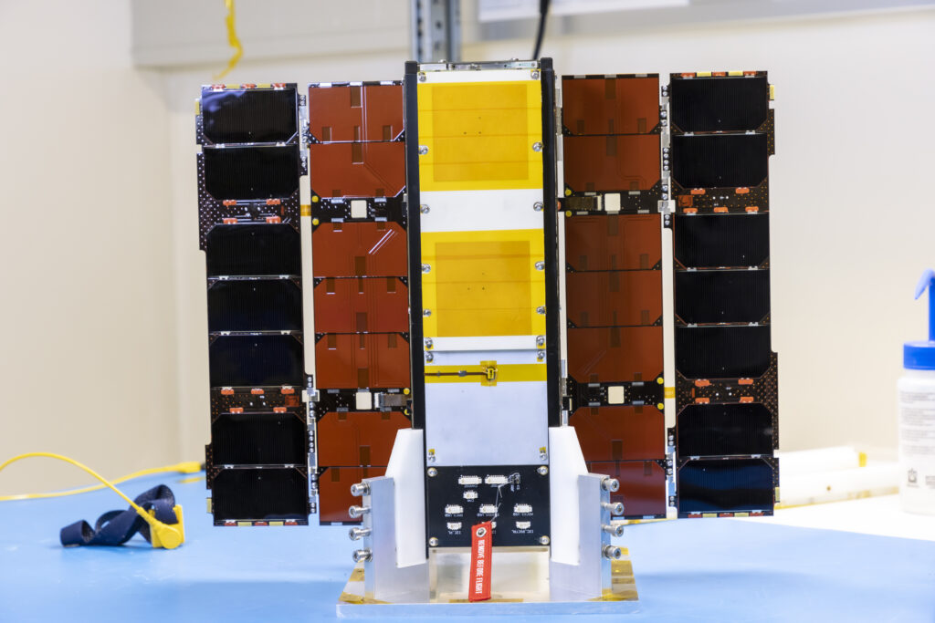 Österreichischer Mini-Satellit liefert erste Daten zur Klimaentwicklung