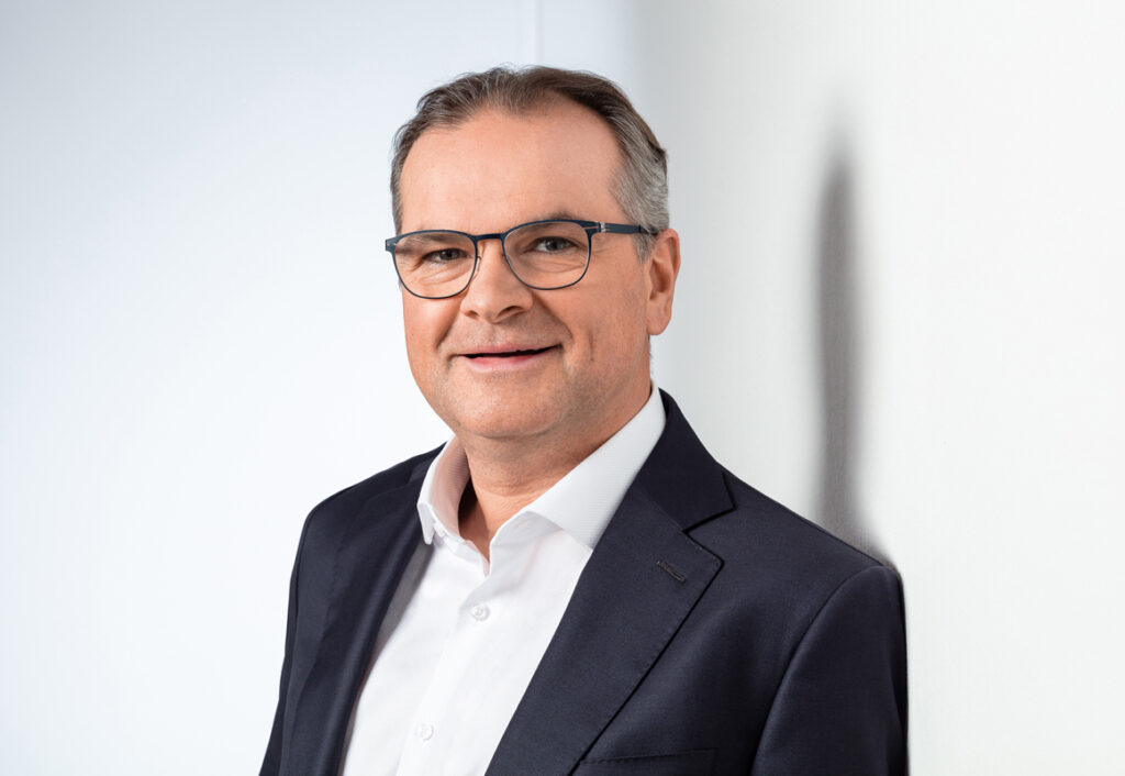 Harald Wallner alleiniger CEO beim Flüssigsilikon-Experten Elmet