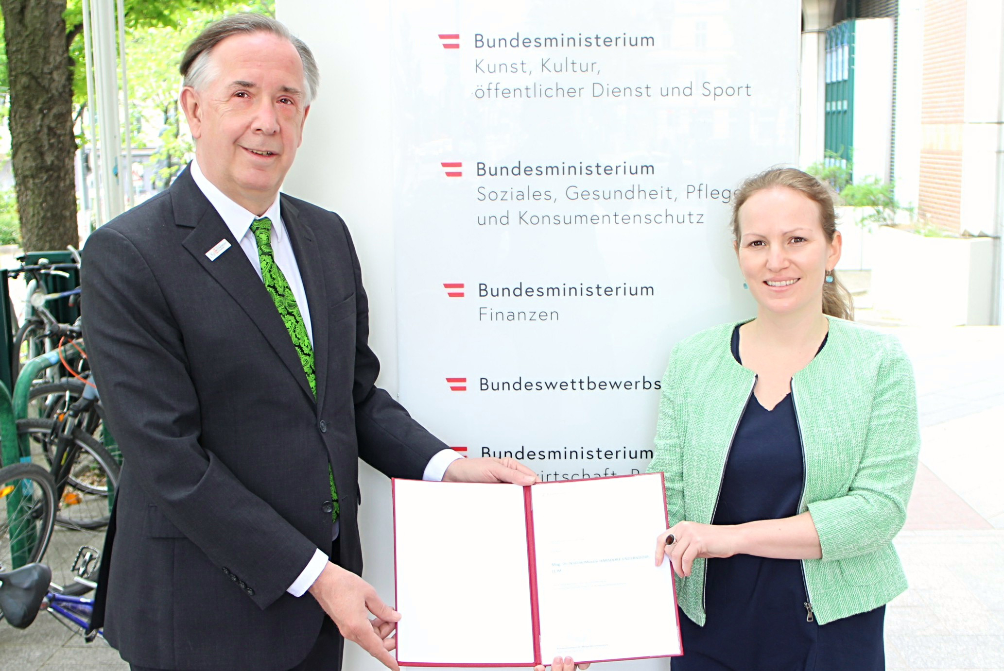 TOP LEADER Karriereentwicklungen Natalie Harsdorf-Borsch