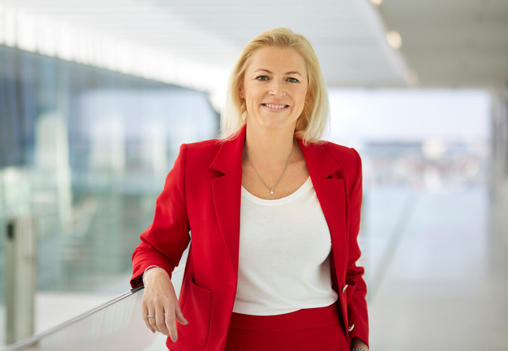 Sabine Auer-Germann neue Geschäftsführerin von Adverserve