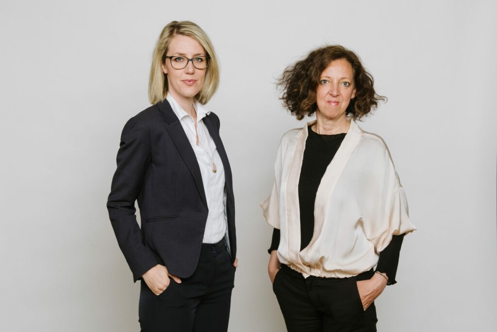 (v.l.n.r.) Daniela Unterholzner und Ulrike Pilgram