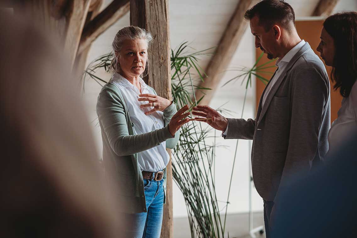 Leaders’ Transformation Warum Leadership-Transformation die einzige Antwort auf die gegenwärtigen wirtschaftlichen Rahmenbedingungen ist.