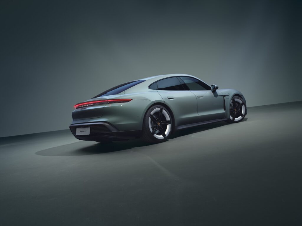 Porsche komplettiert mit neuen Modellen das aktuelle Taycan-Portfolio