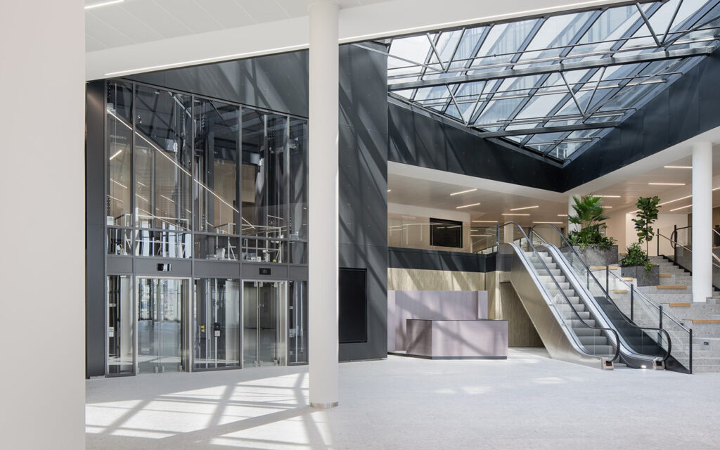 Feierliche Übergabe des „Central Hub“ durch die HABAU GROUP