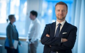 Geschäftsklima im österreichischen Mittelstand (KMU) hellt sich auf